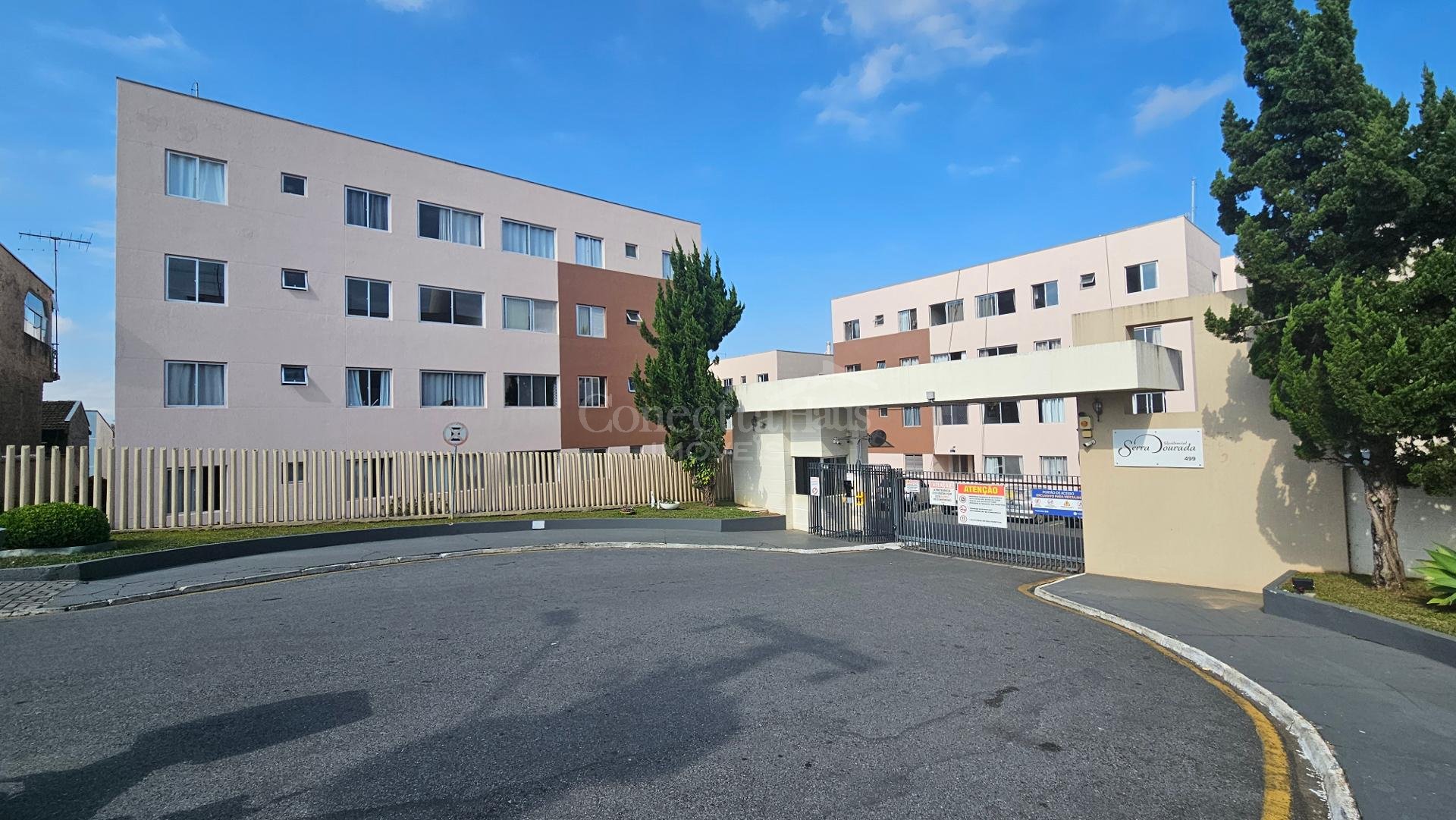 Apartamento térreo, com 59,22m , 03 quartos no Centro de Arauc...