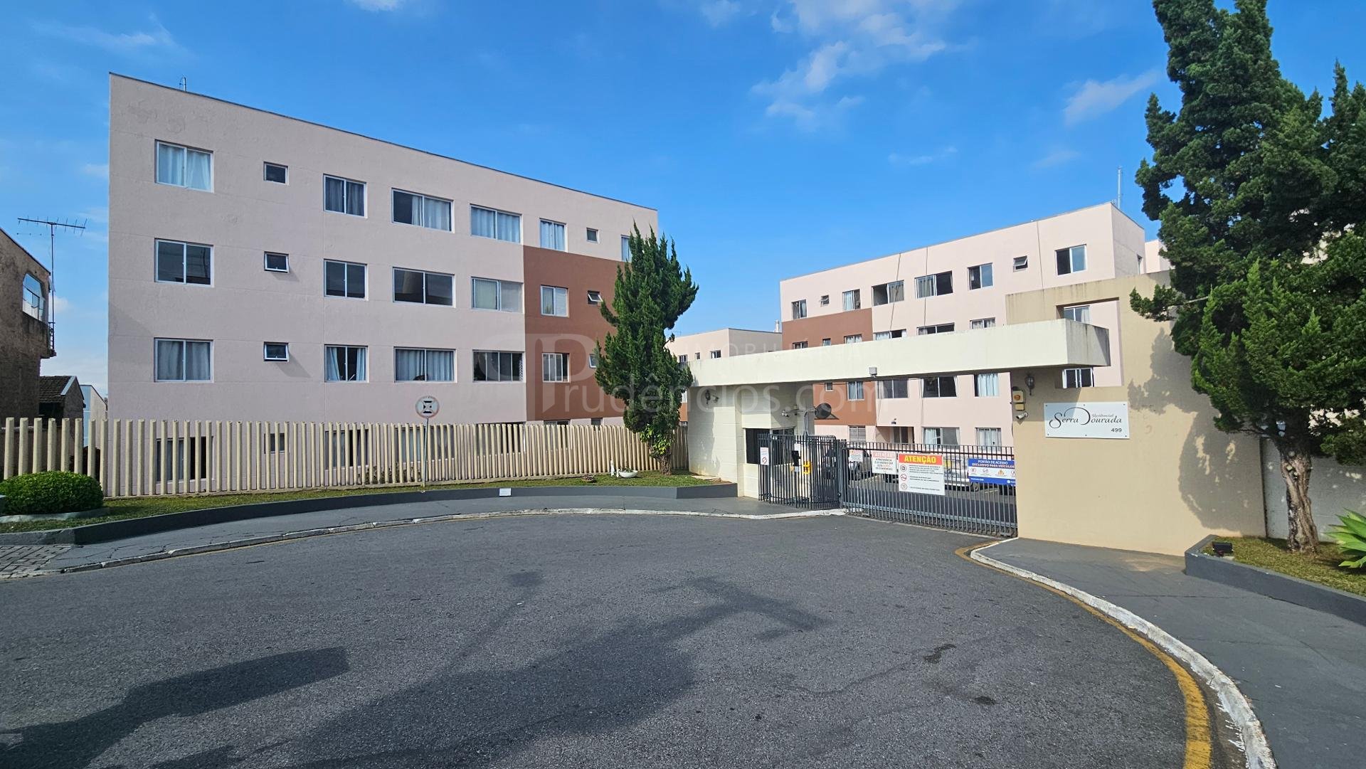 Apartamento térreo, com 59,22m , 03 quartos no Centro de Arauc...