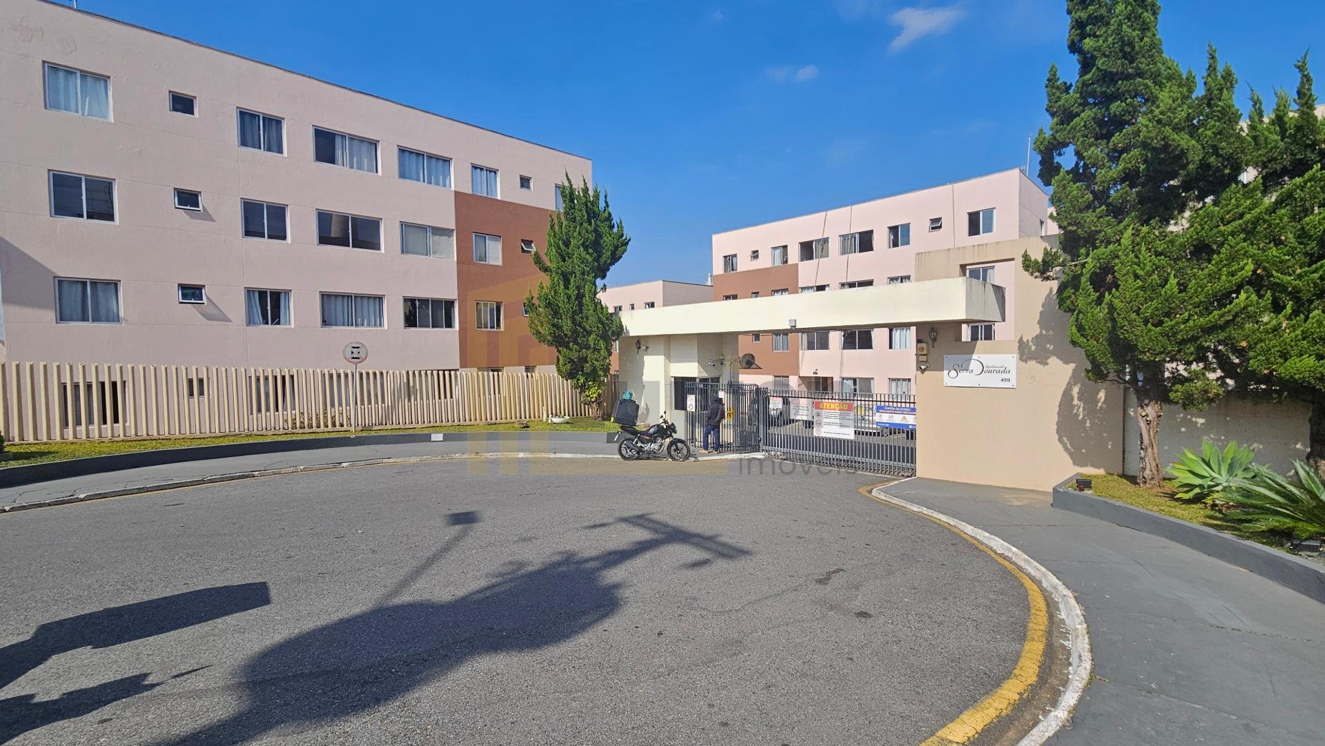 Apartamento térreo, com 59,22m , 03 quartos no Centro de Arauc...
