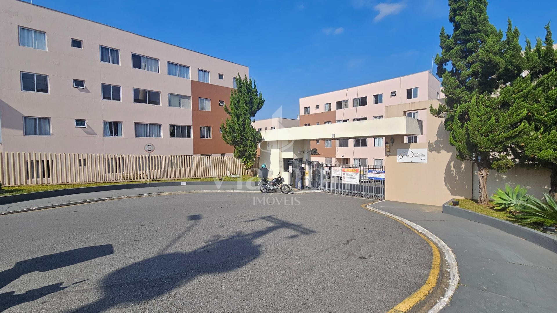 Apartamento térreo, com 59,22m , 03 quartos no Centro de Arauc...
