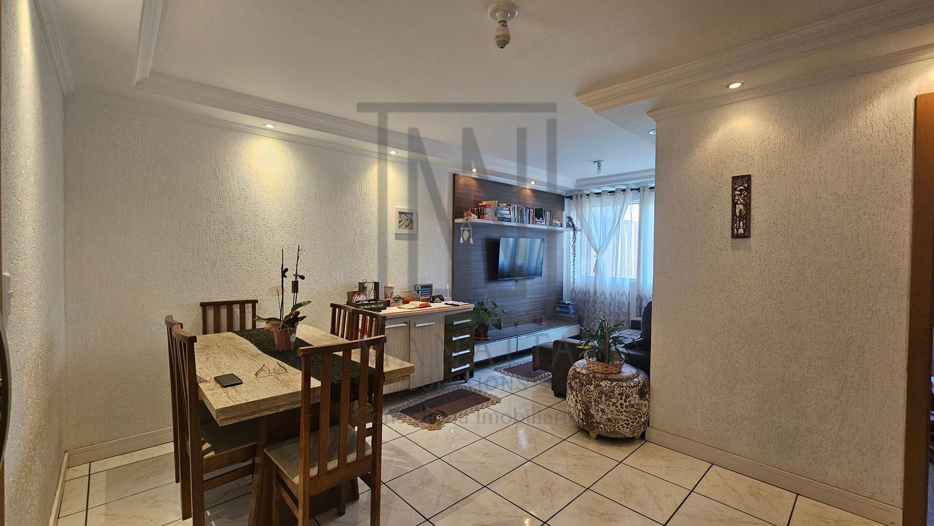 Apartamento térreo, com 59,22m , 03 quartos no Centro de Arauc...