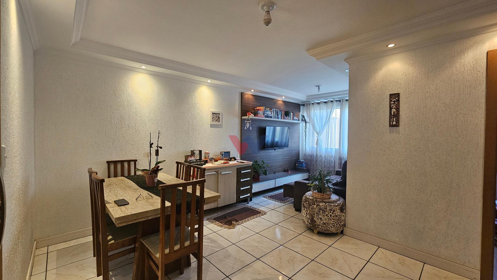 Apartamento térreo, com 59,22m , 03 quartos no Centro de Arauc...