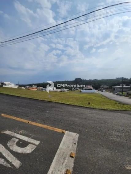 Terreno de 308m  em condomínio fechado em Colombo por R 170 mil 