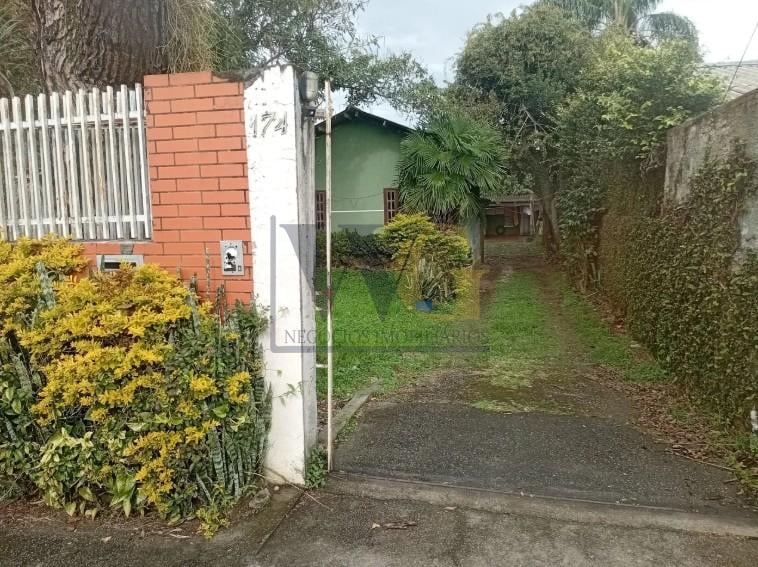 Terreno plano de 370m  com casa de alvenaria no Cajuru, ótimo ...
