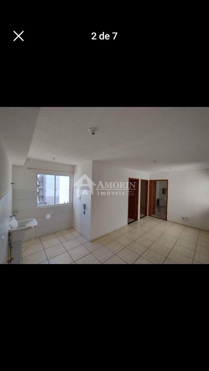Apartamento por R 115 mil em Campo Largo, com 2 quartos e port...