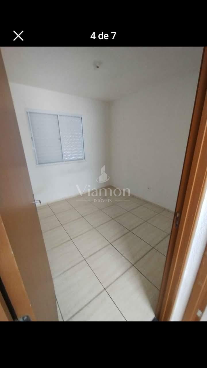 Apartamento por R 115 mil em Campo Largo, com 2 quartos e port...