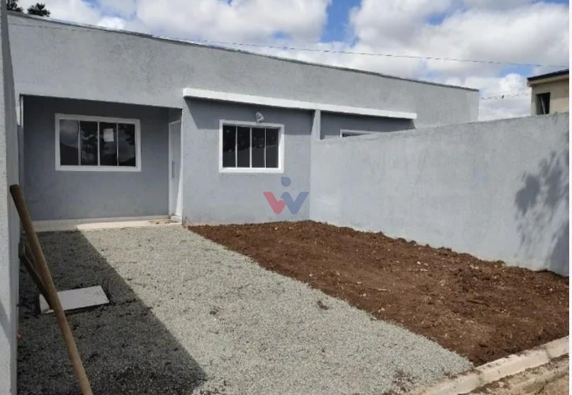 Casa no Cajuru com 2 Quartos e Garagem por R  250.000,00  Val...