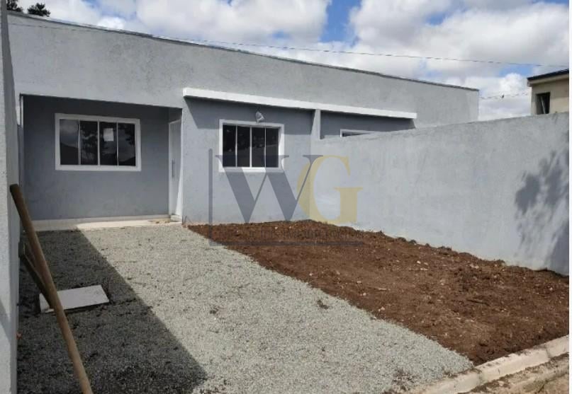 Casa no Cajuru com 2 Quartos e Garagem por R  250.000,00  Val...