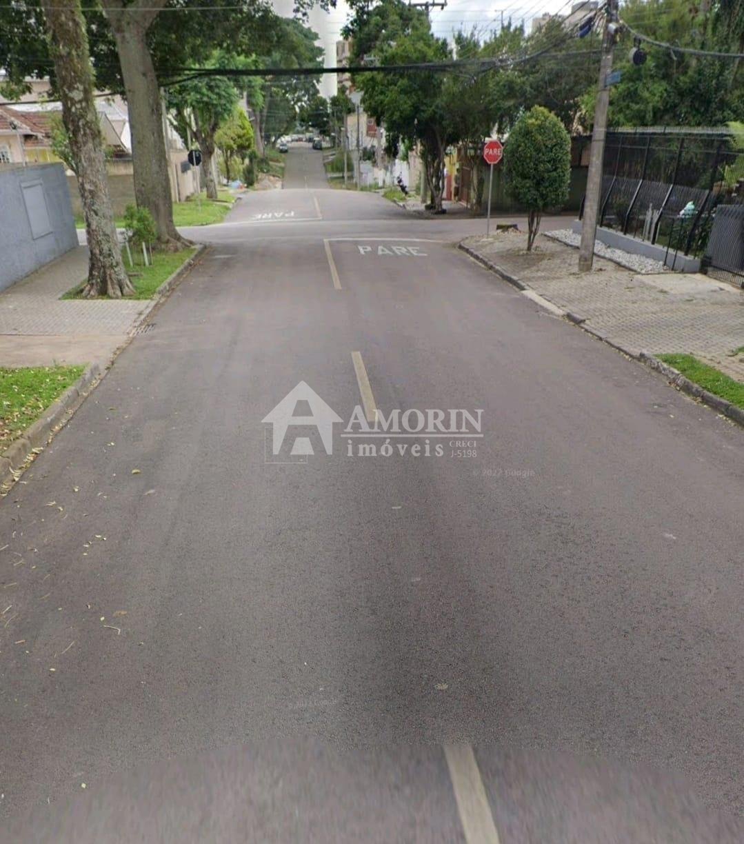 Terreno amplo 559 m  no Capão Raso  ZR3 , Oportunidade por R  ...