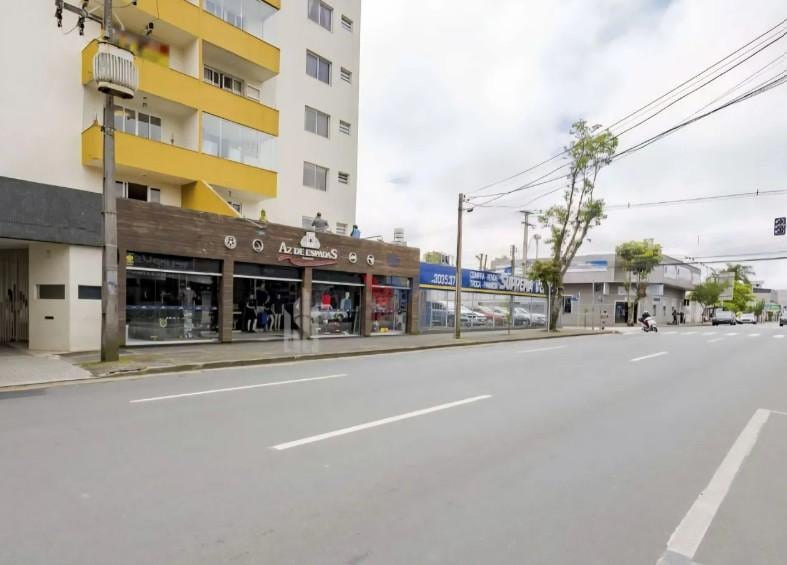Imóvel Comercial 250m  à Venda  Centro de São José dos Pinhais