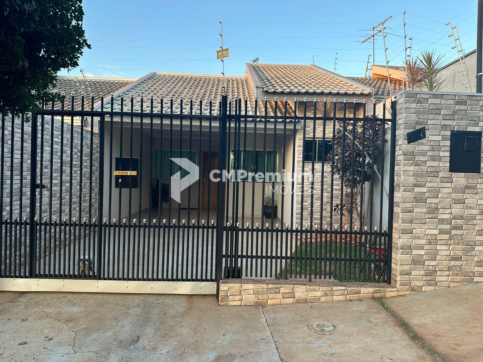 Casas no bairro Parque avenida com 3 Quartos e Área Gourmet, R...