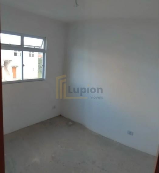 Apartamento com 2 dormitórios à venda,50.00 m , ALMIRANTE TAMA...