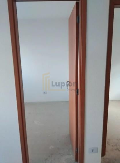 Apartamento com 2 dormitórios à venda,50.00 m , ALMIRANTE TAMA...