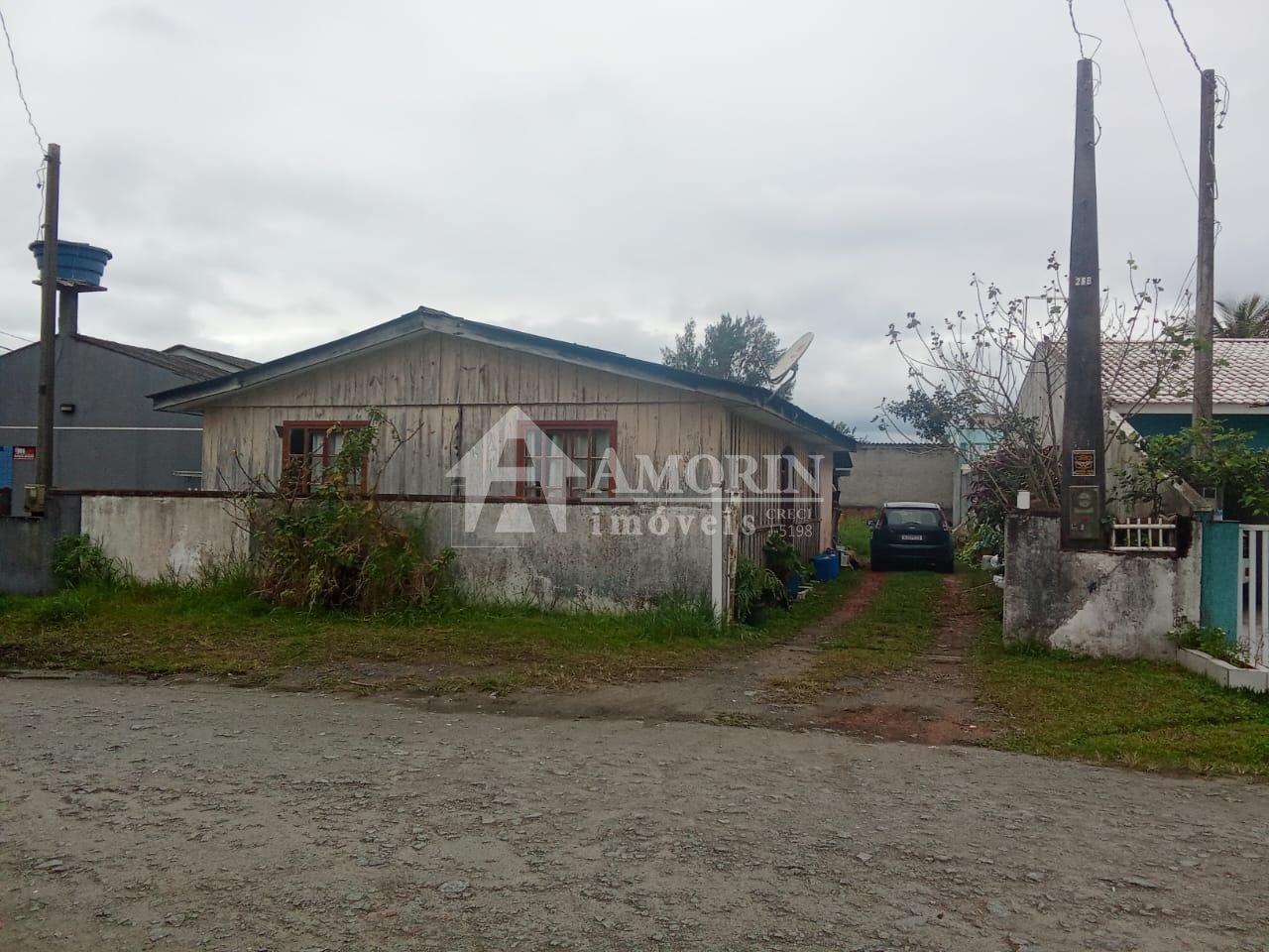 Casa na Praia a 200m do Mar  Terreno Amplo em Localização Pri...
