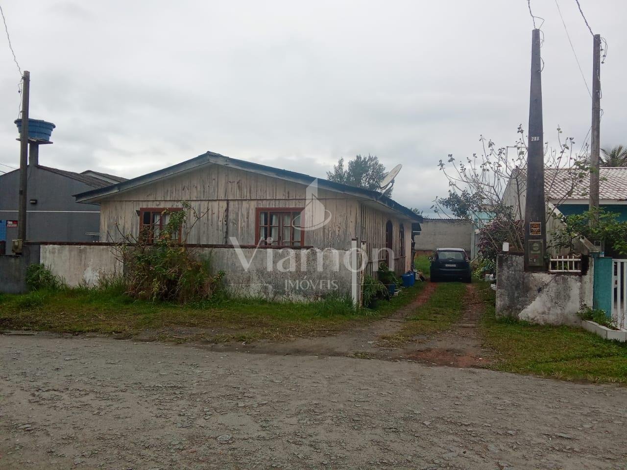 Casa na Praia a 200m do Mar  Terreno Amplo em Localização Pri...