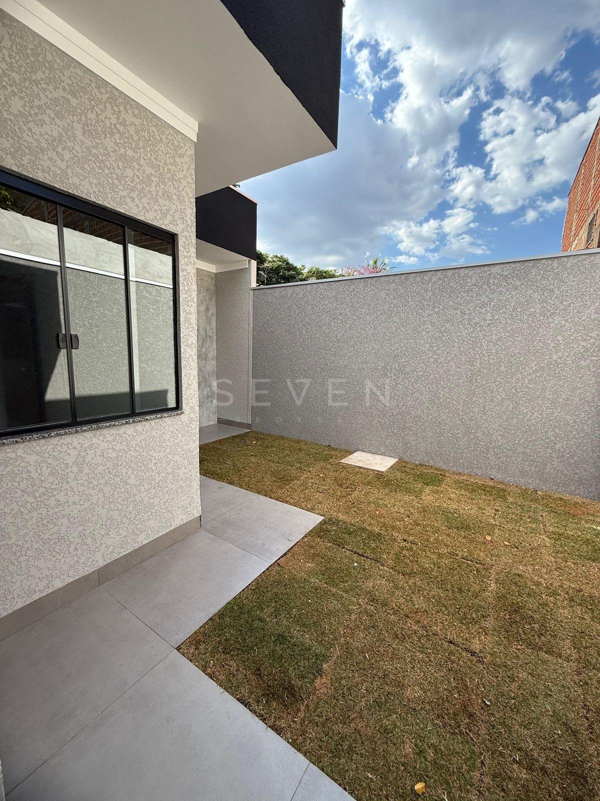 Casa com 3 Quartos e Área Gourmet no Jardim Itaparica, Maringá...