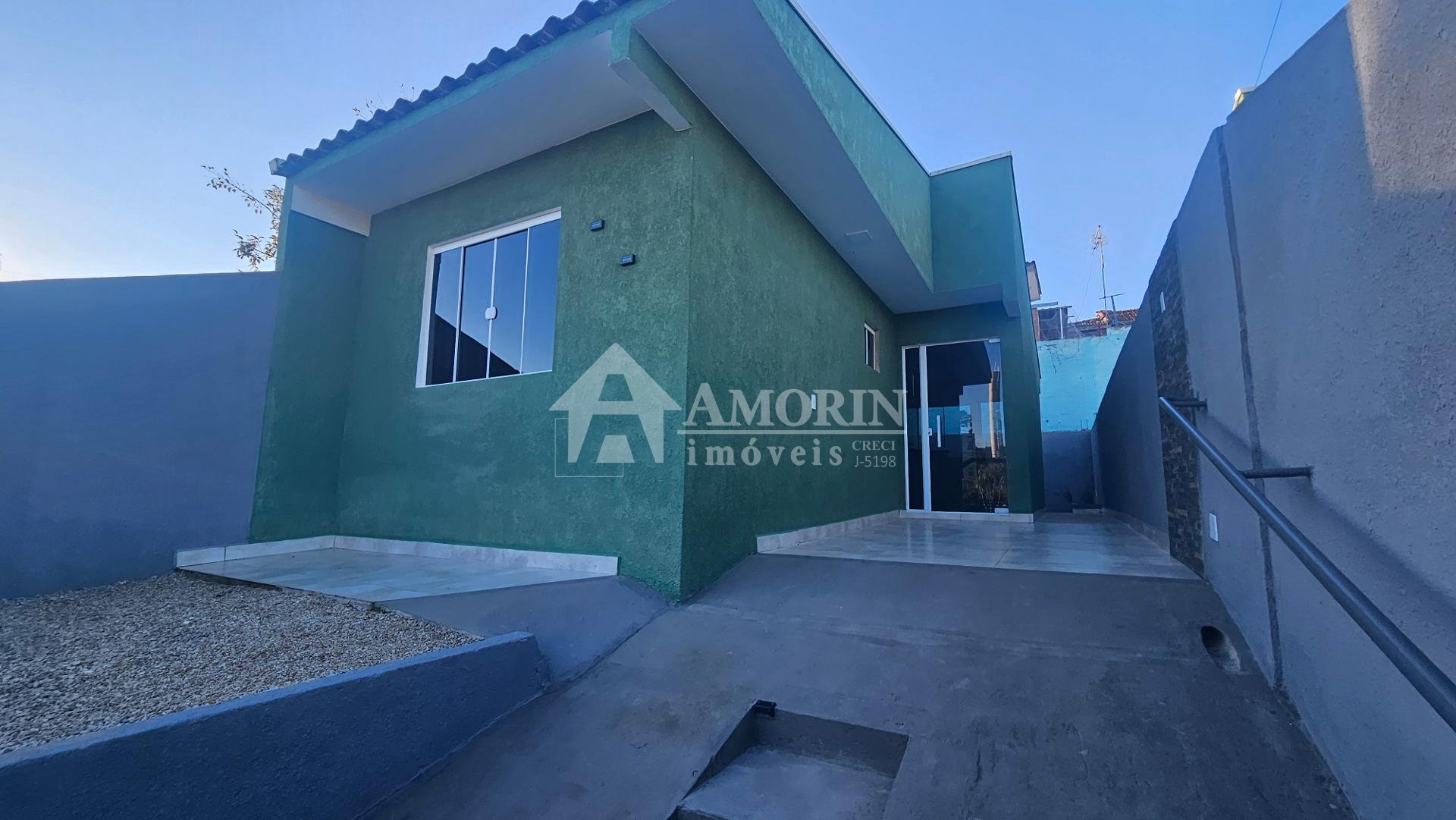 Casa com 2 dormitórios à venda, 43 m  por R  355.000,00 - Igua...