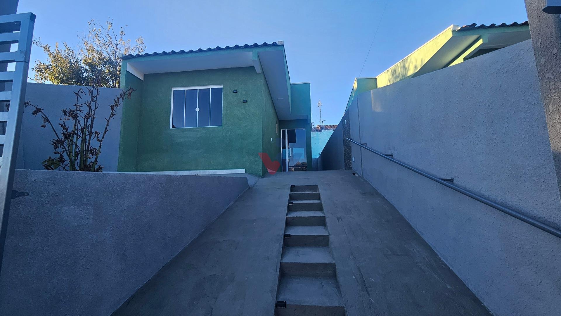 Casa com 2 dormitórios à venda, 43 m  por R  355.000,00 - Igua...