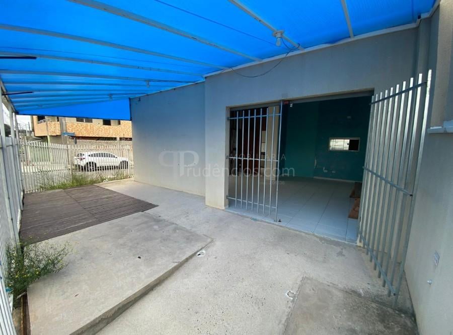 Loja Comercial à Venda no Campo de Santana  3 Salas   Potenci...
