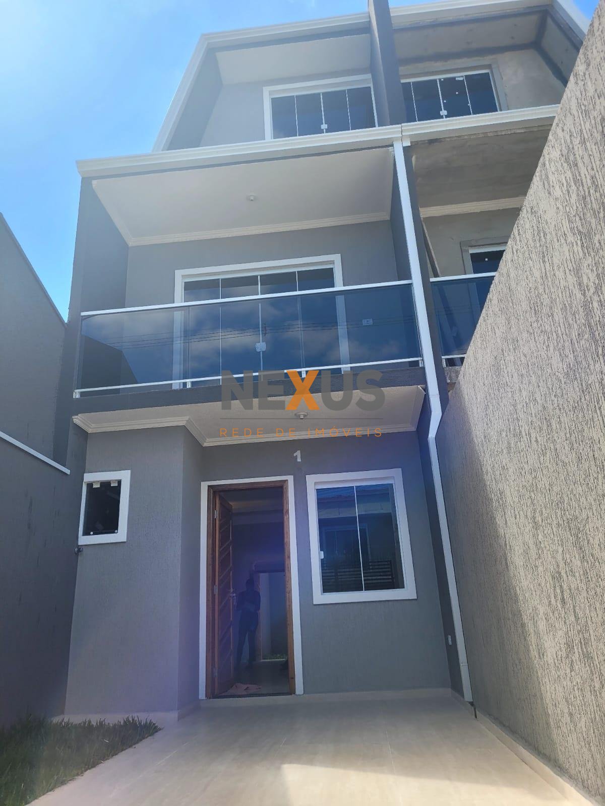 Triplex com 4 Quartos à Venda no Umbará  Valor Promocional R ...