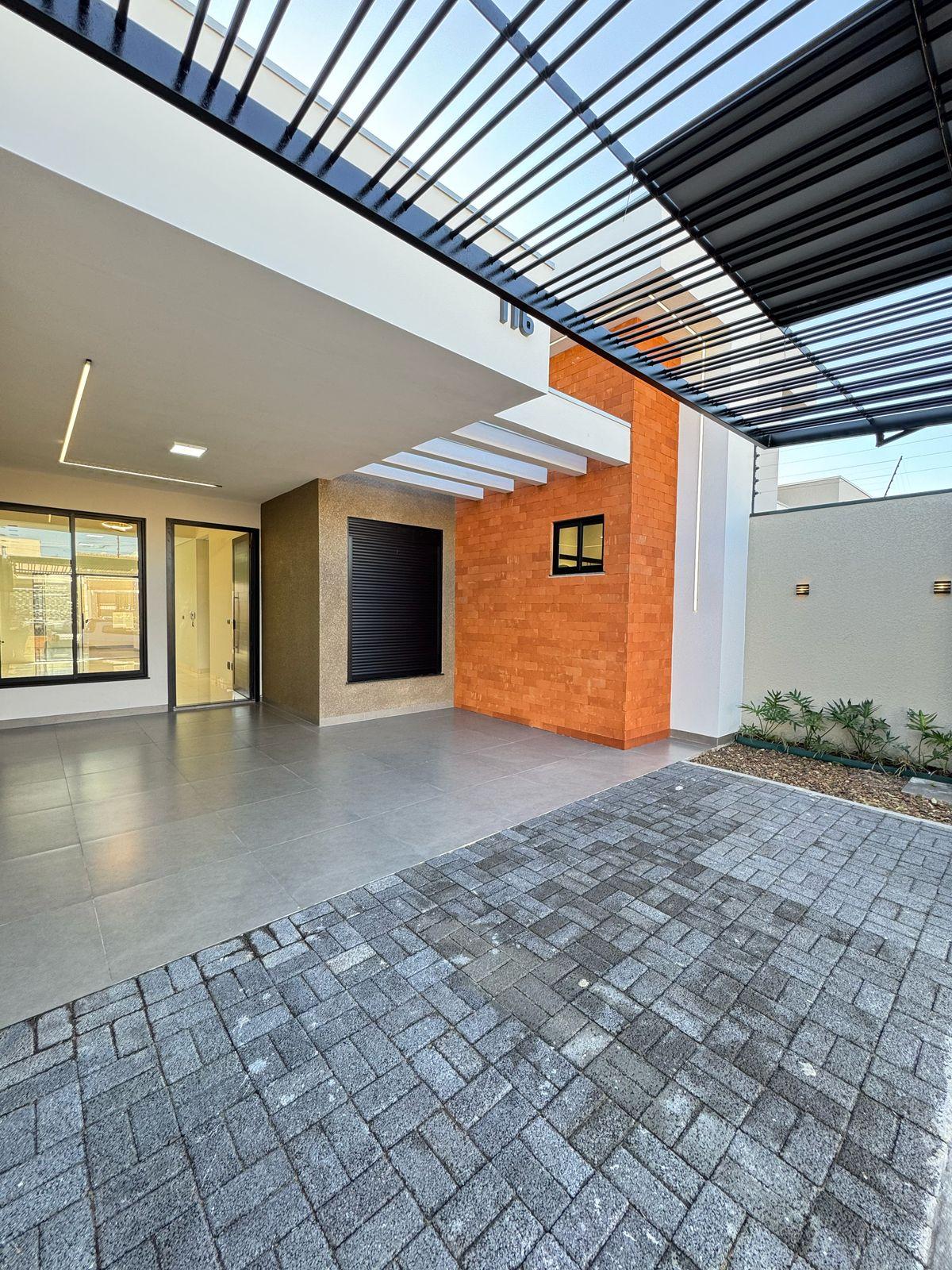 Casa com 3 Quartos, Suíte, Área Gourmet e Garagem para 2 Carros. 100m  de Conforto 