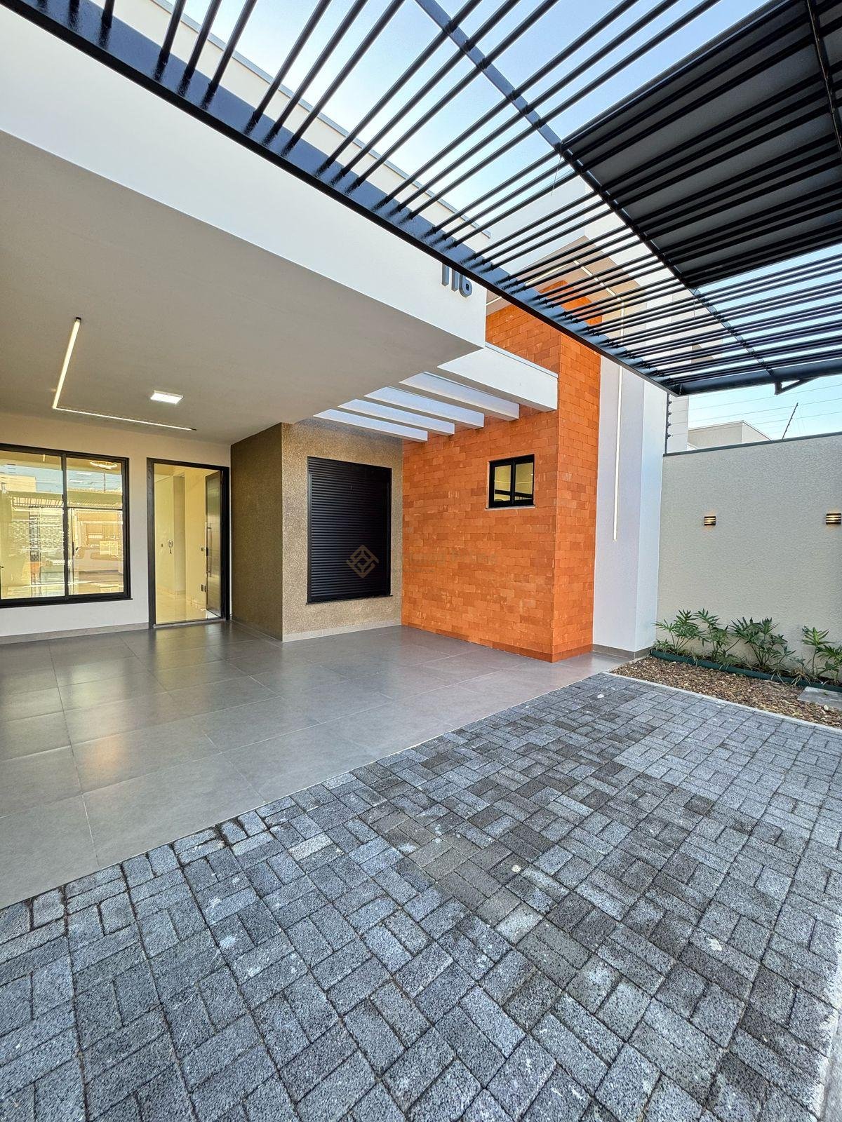 Casa com 3 Quartos, Su?te, ?rea Gourmet e Garagem para 2 Carro...