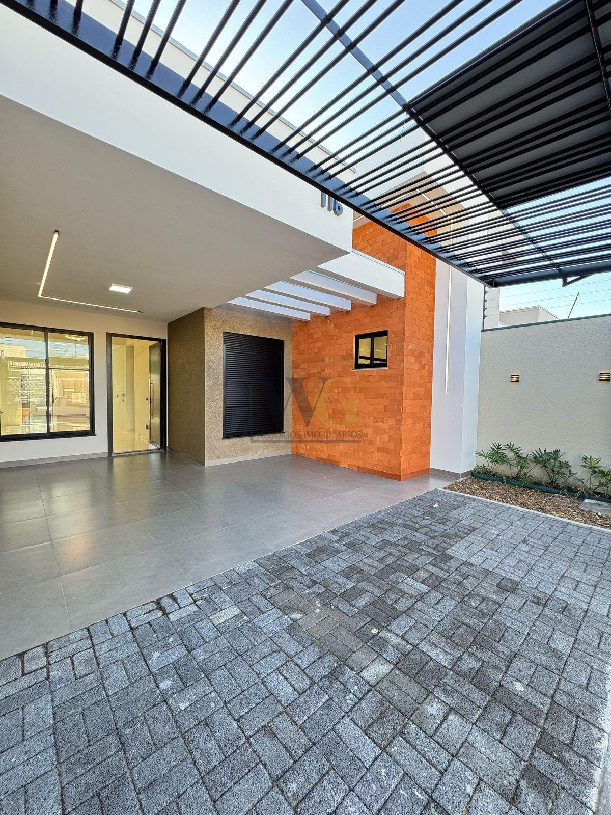 Casa com 3 Quartos, Suíte, Área Gourmet e Garagem para 2 Carro...