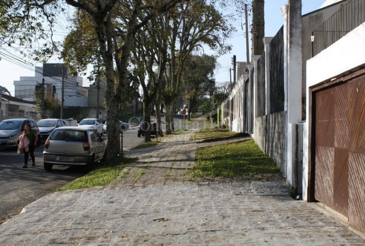Excelente casa a venda  com 330m  no Alto da XV, Localização p...