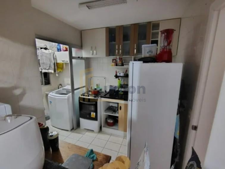 Apartamento 3 Quartos com Suíte e Sacada no Bairro Alto, Curitiba