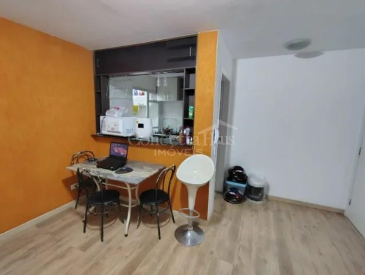 Apartamento 3 Quartos com Suíte e Sacada no Bairro Alto, Curitiba
