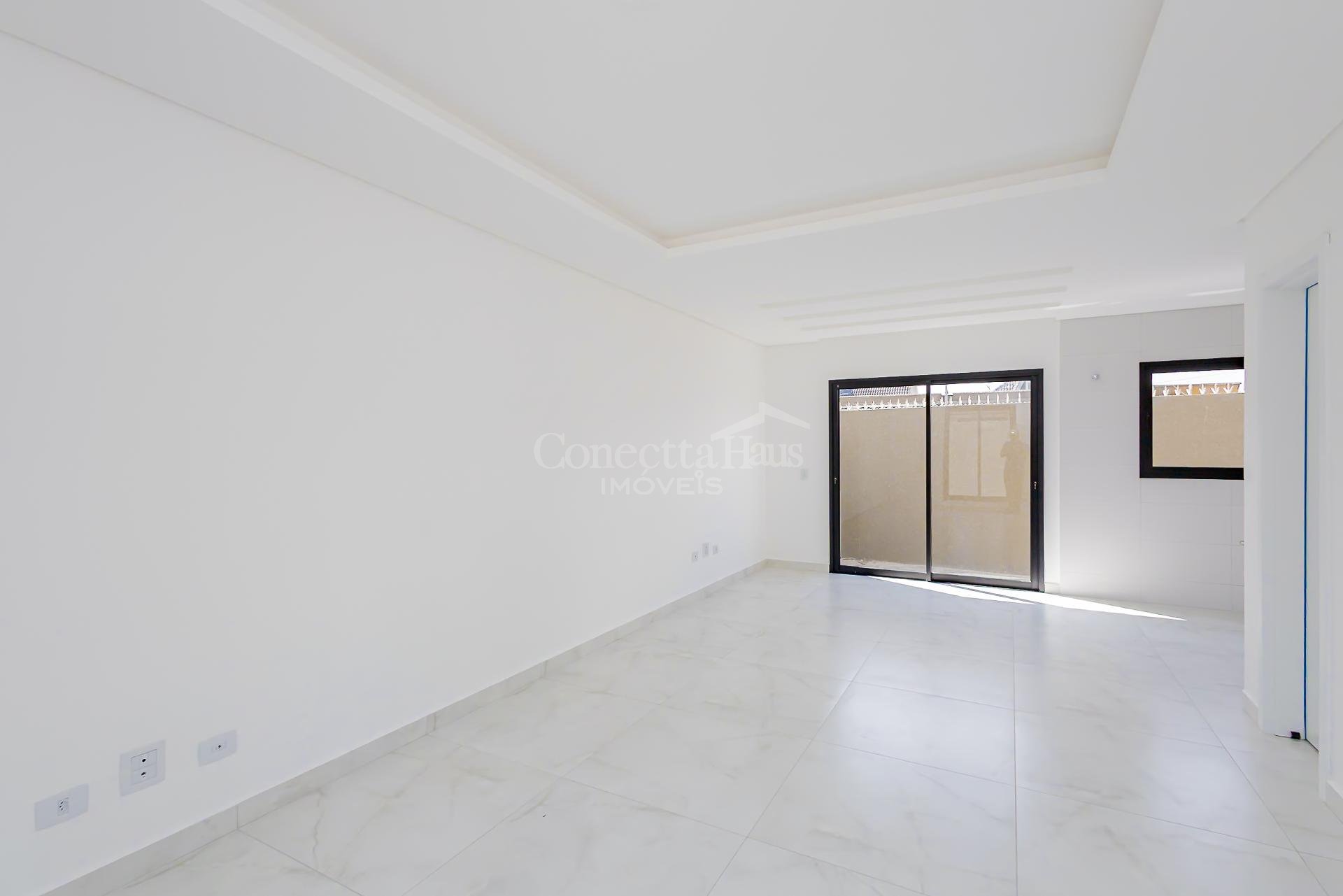 Sobrado de Alto Padrão com 3 Quartos, Suíte e Conforto Exclusivo