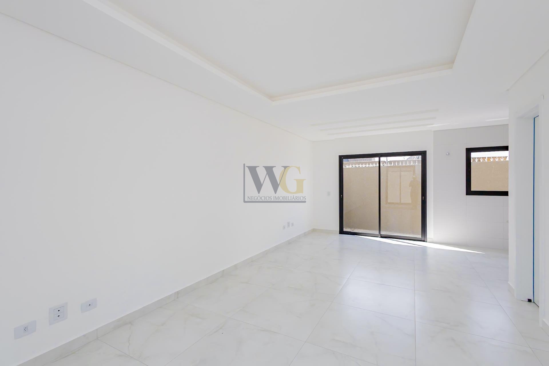 Sobrado de Alto Padrão com 3 Quartos, Suíte e Conforto Exclusivo