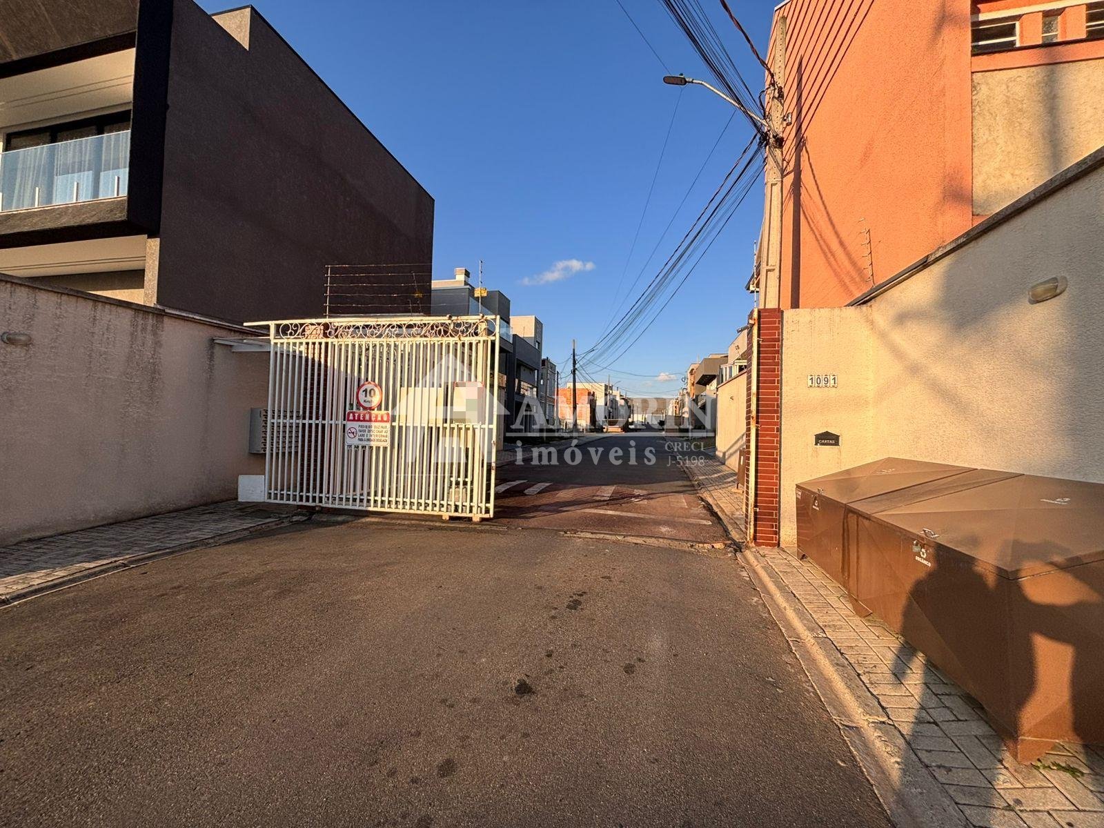Casa mobiliada c 01 quarto para loca??o,45 m  por R  1.800,00 ...