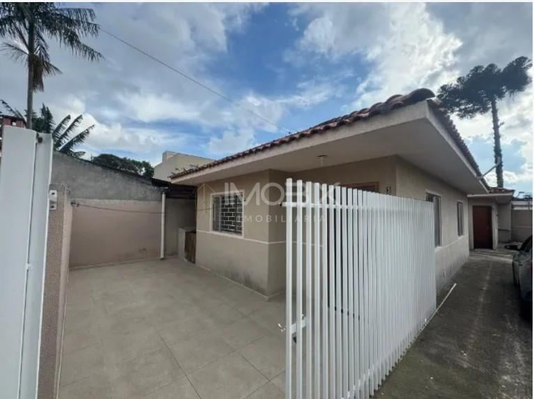 Casa em Condomínio Fechado no Cajuru, 2 Quartos, Vaga Exclusiv...