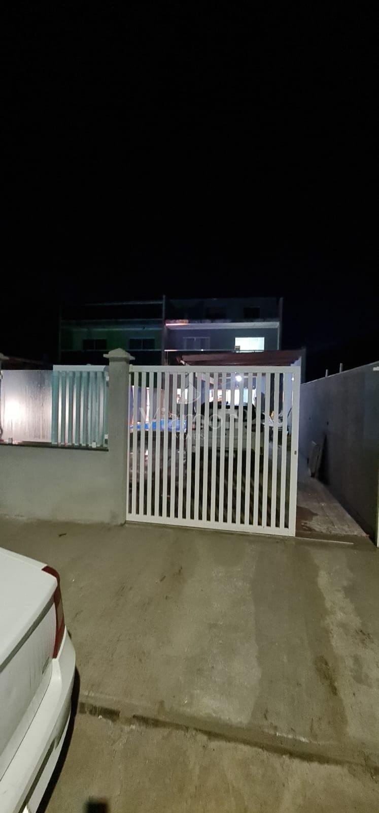 obrado Triplex Novo com Piscina em Matinhos  240m , Mobiliado