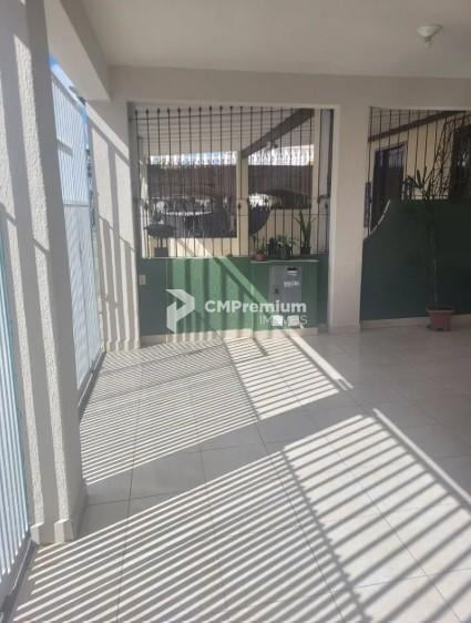 Sobrado 3 Quartos à Venda no Pinheirinho  Conforto, Garagem e ...