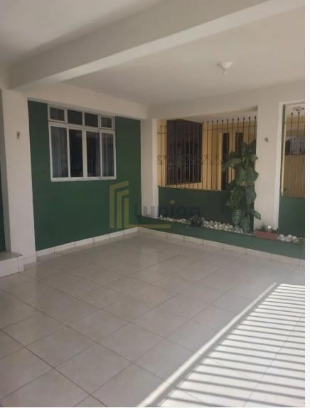 Sobrado 3 Quartos à Venda no Pinheirinho  Conforto, Garagem e ...