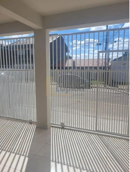 Sobrado 3 Quartos à Venda no Pinheirinho  Conforto, Garagem e ...