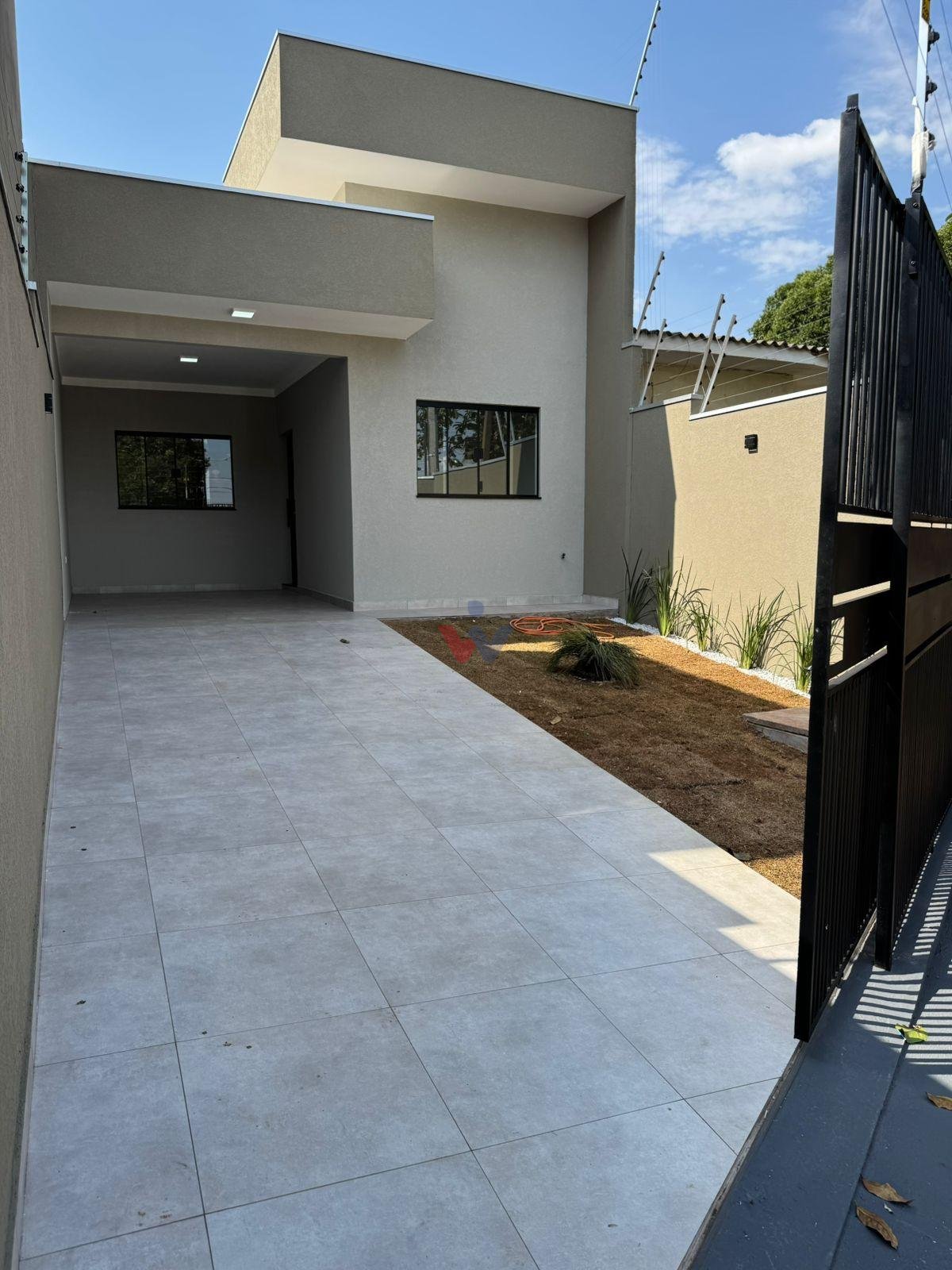 Linda Casa em Maringá com Espaço Gourmet, Quintal e 3 Quartos ...
