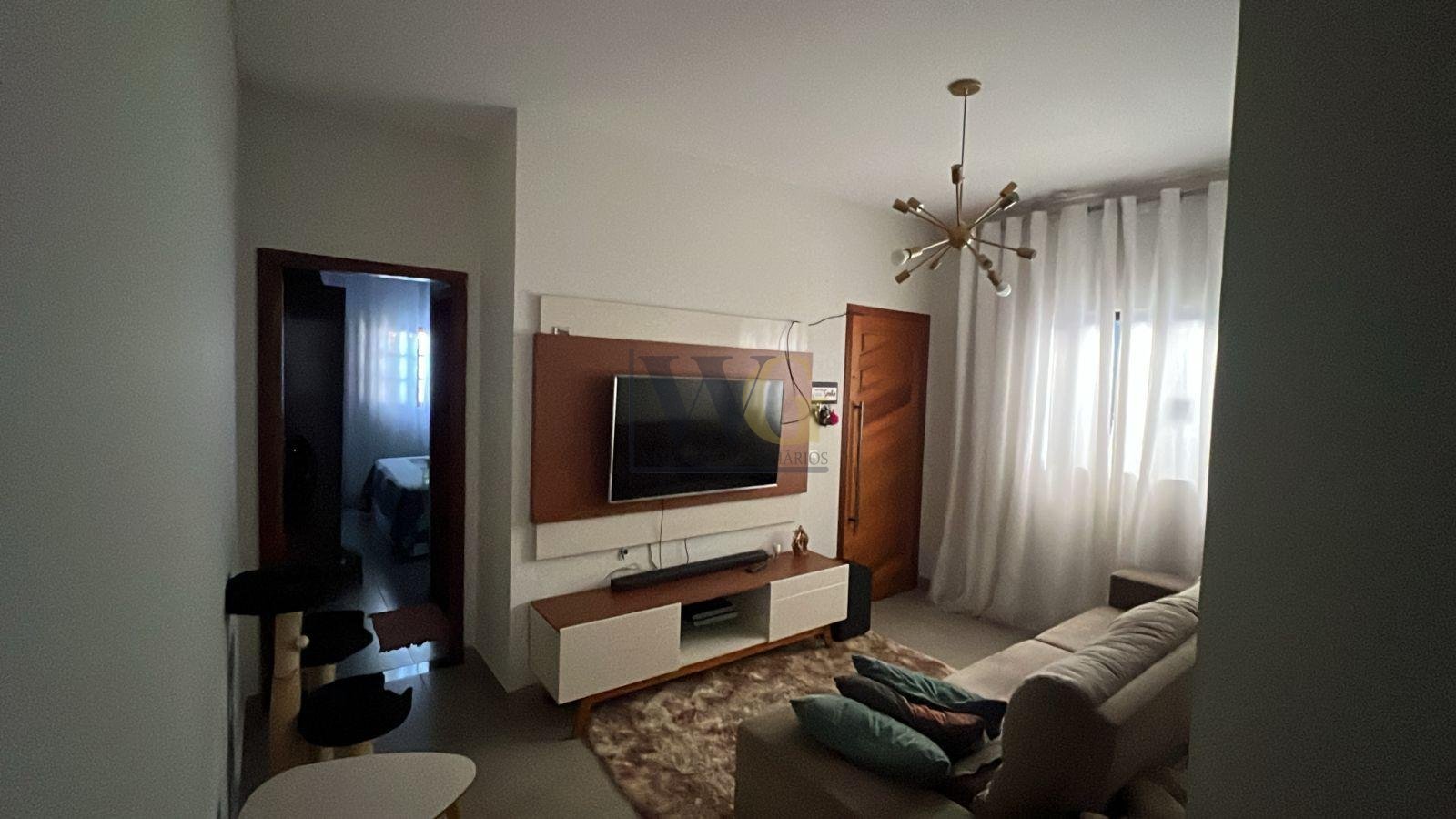 Casa à Venda no Jardim Ipanema, 3 Quartos, Suíte e Quintal par...