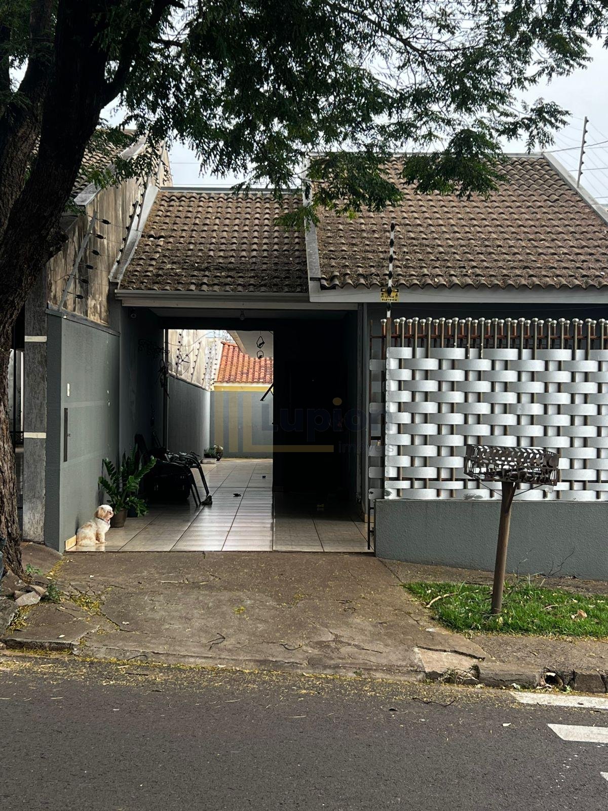 Casa à Venda no Jardim Ipanema, 3 Quartos, Suíte e Quintal par...
