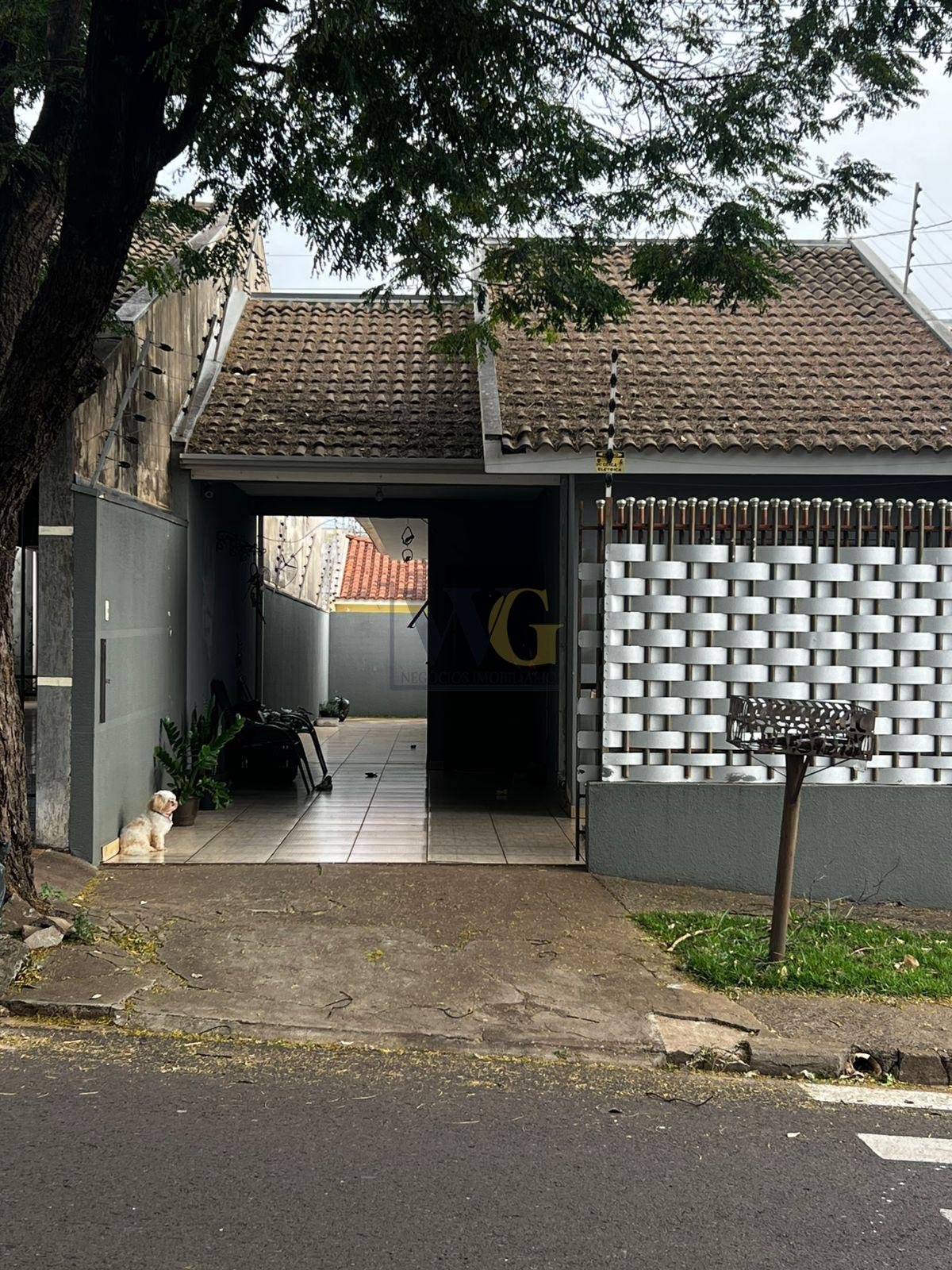 Casa à Venda no Jardim Ipanema, 3 Quartos, Suíte e Quintal par...