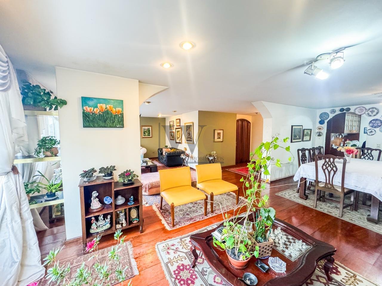 Apartamento de Alto Padrão no Água Verde, 262 m  de  Sofistica...