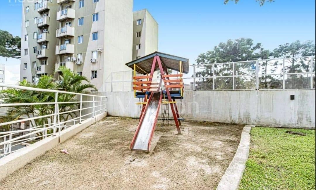 Apartamento ensolarado no Capão Raso  3 quartos com suíte, sac...