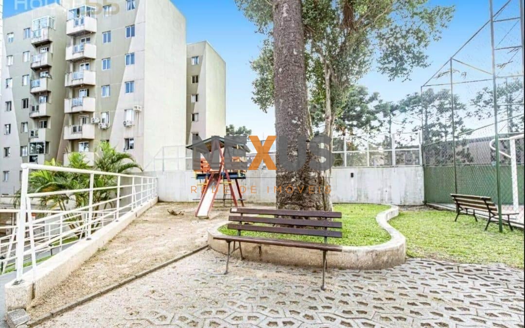 Apartamento ensolarado no Capão Raso  3 quartos com suíte, sac...