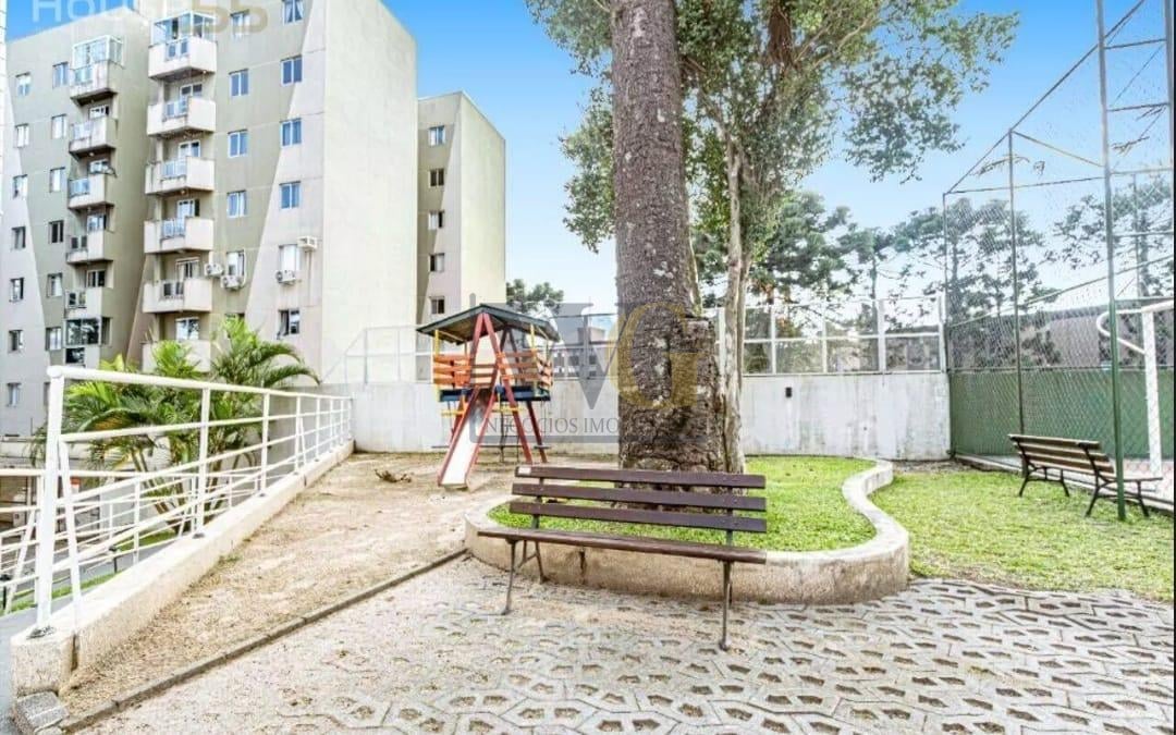 Apartamento ensolarado no Capão Raso  3 quartos com suíte, sac...