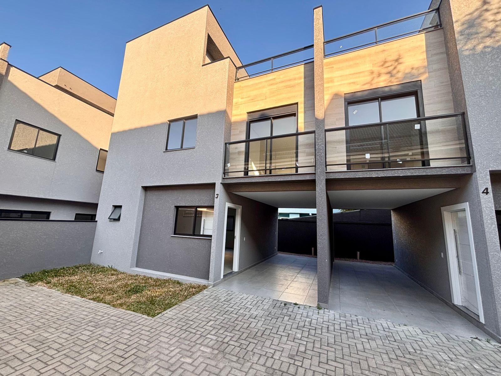 Sobrados Exclusivos em Condomínio Fechado no Uberaba  Conforto e Estilo em 3 Pavimentos