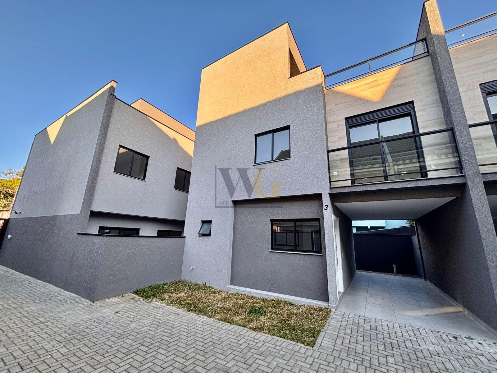 Sobrados Exclusivos em Condomínio Fechado no Uberaba  Conforto...