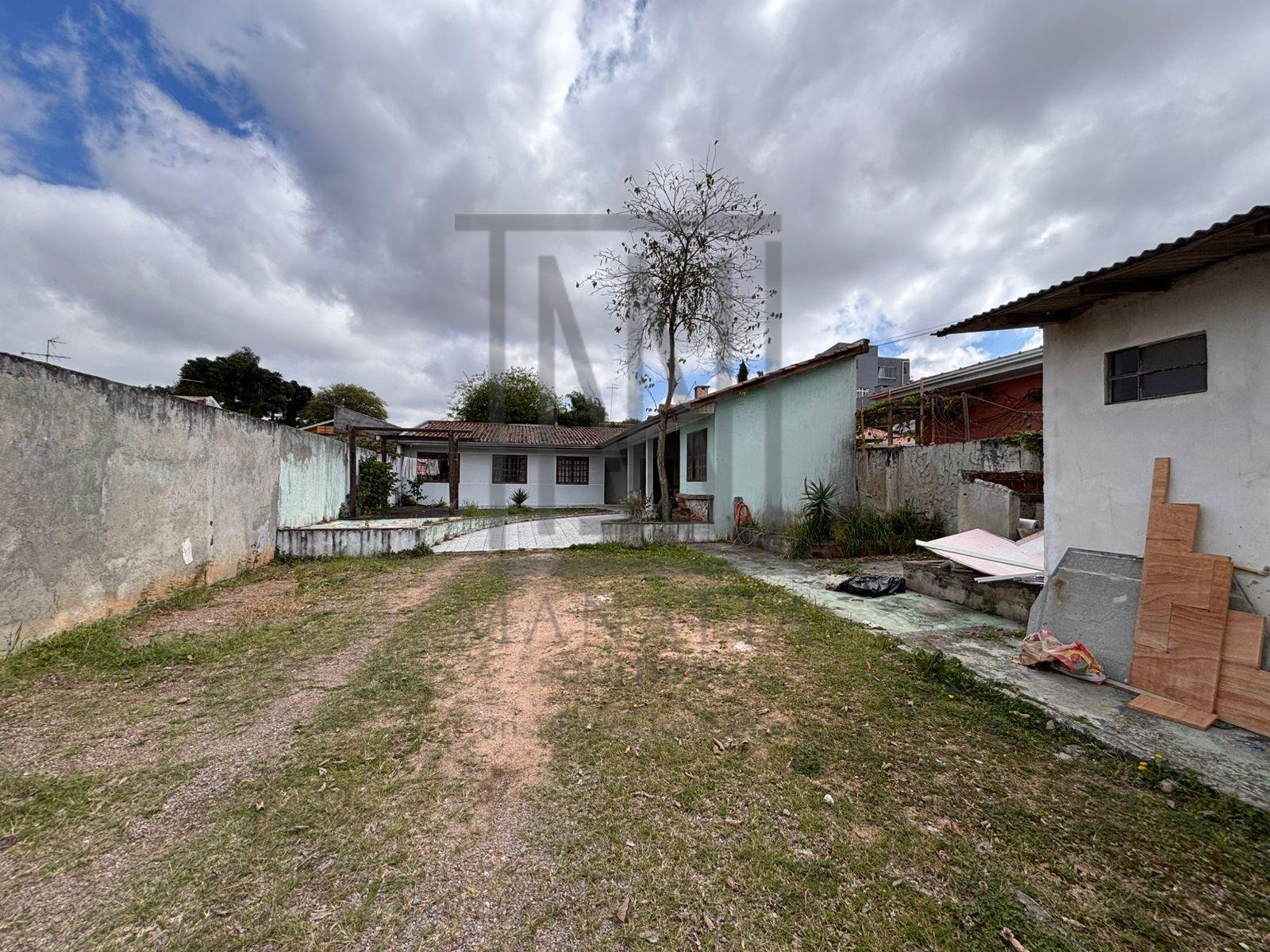 Terreno com 3 dormitórios à venda,420.00 m , capão raso, CURIT...