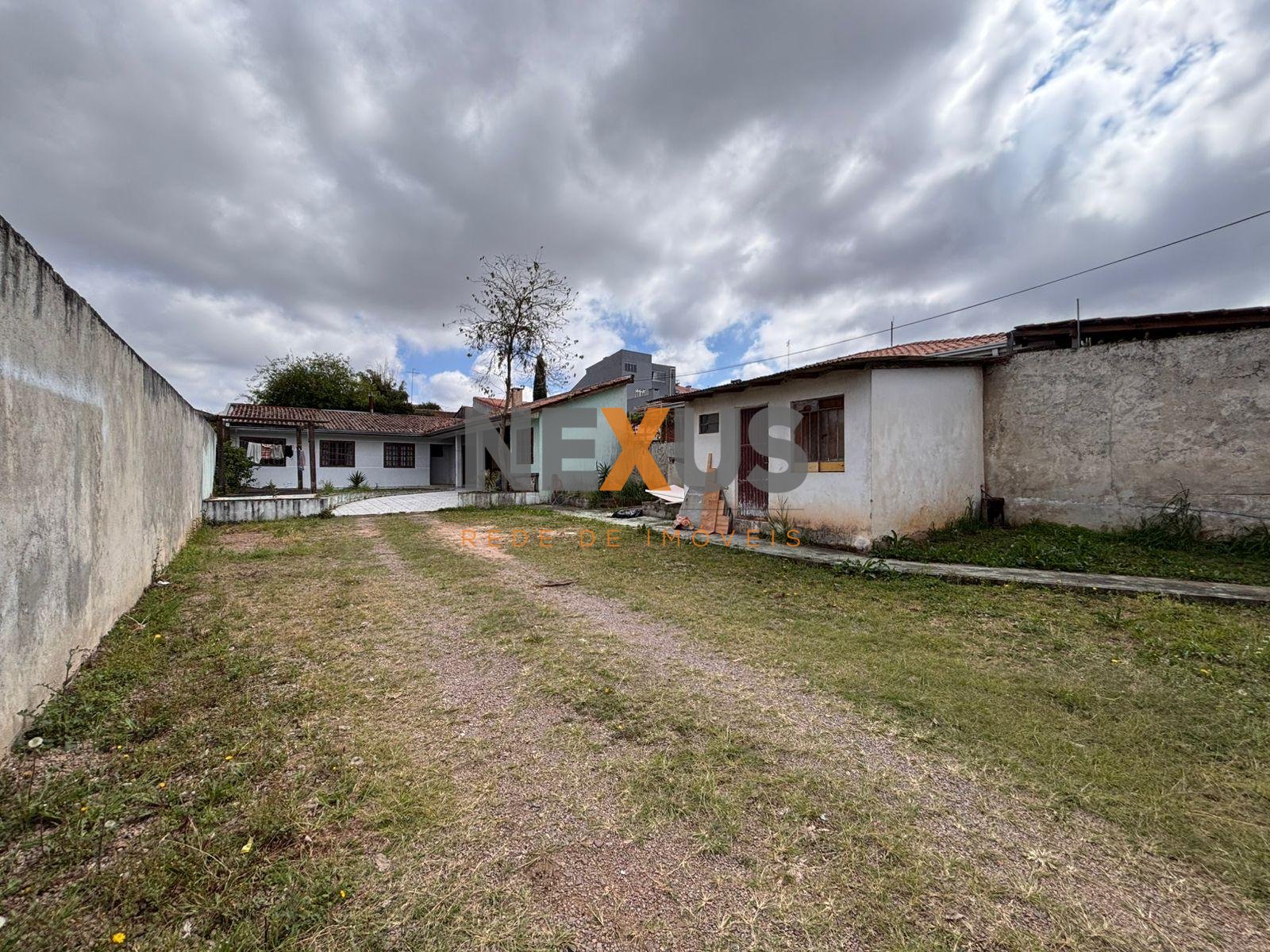 Terreno com 3 dormitórios à venda,420.00 m , capão raso, CURIT...